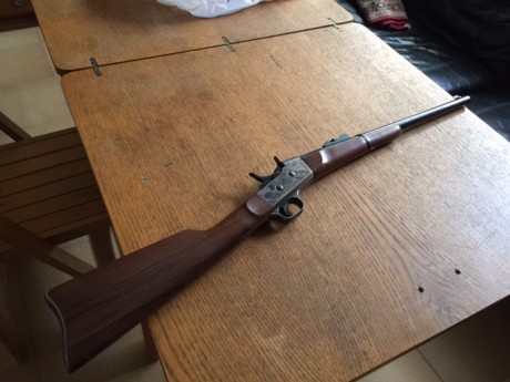 VENDO UNA CARABINA MARCA PEDERSOLI  MODELO ROLLING BLOCK EN CALIBRE 45-LONCOLT
TOTALMENTE NUEVA NADA MAS 01