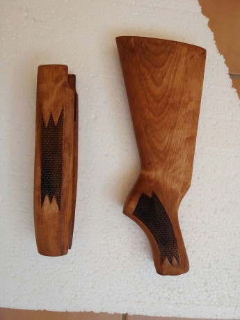 ----VENDIDA GRRACIAS----

 Se vende escopeta de corredera Mossberg 500A , Calibre 12/76.
 Con 2 Cañones 121