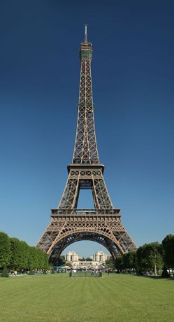 De lo que se trata es poner fotos curiosas sobre monumentos y personajes antes y después.

saludos. 71