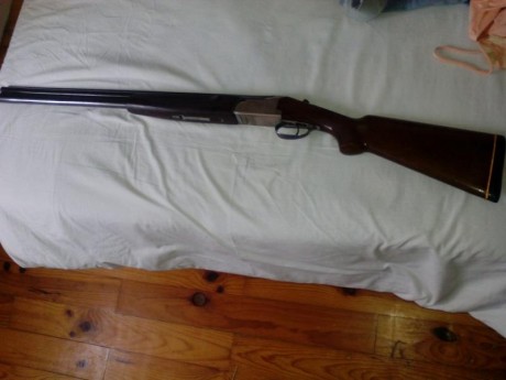 Superpuesta Lanber, expulsora, de un solo gatillo y selector de cañón,  con 5 polichoques,  en muy buen 10