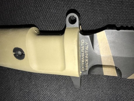 Hola, vendo cuchillo marca EXTREMARATIO
FULCRUM C DESERT WARFARE
Cuchillo para uso intuitivo y extremadamente 00