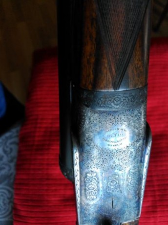 Aya 56 de caza muy fina. Culata inglesa. Apertura automática. Ajuste impresionante. Año 1. 947. Con muy 10
