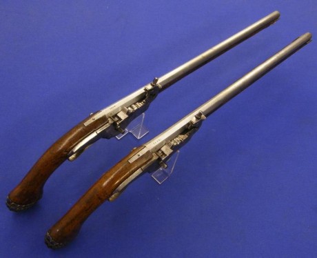 Voy a colocar unas fotos de un arma larga alemana de llave de mecha del siglo XVI. 162