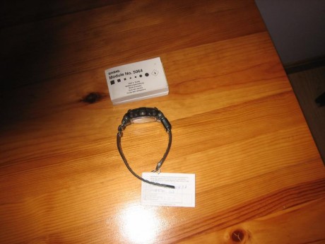 Hola.  Vendo este reloj muy bien conservado, de Octubre del 2010, comprado en Corte Ingles. No tengo la 12