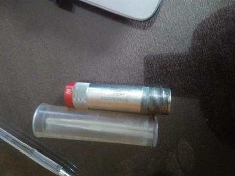 Algún compañero que quiera cambiar un choke.
Es un signature  M , ideal para semiautomática de caza,lo 20