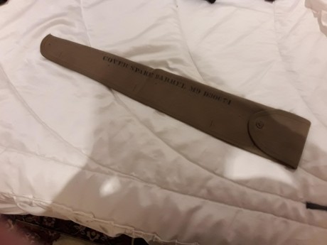Lote compuesto por una funda para la ametralladora browning 1919 de cal.30, es original pero esta algo 10