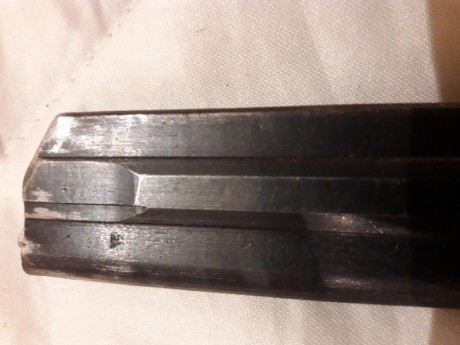 Cargador para luger P08 marcado FXO, está dañado en la base pero funciona perfectamente.
PRECIO:85 00