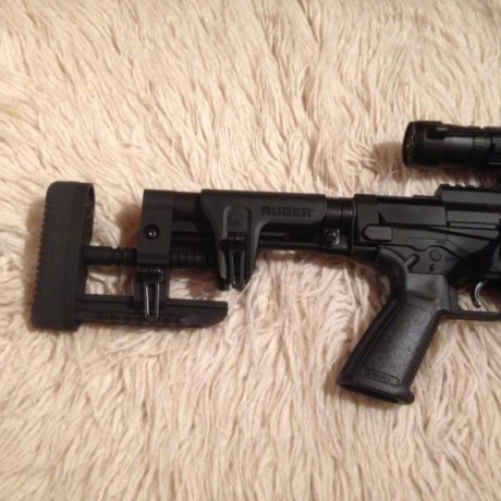 Se vende este Ruger, calibre 308. Muy poco uso (3 cajas), comprado nuevo en diciembre 2016. No se incluye 01