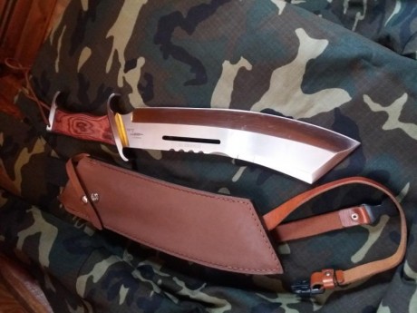 Pongo a la venta este bichin, Cuchillo Hibben IV Combat, impresionante, sin apenas uso, sólo probarlo 02