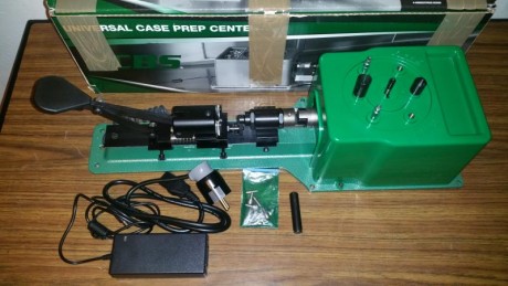 VENDO RCBS UNIVERSAL CASE PREP CENTER nuevo precio 
sin usar nunca funciona perfectamente...viene de fabrica 01