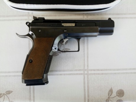 VENDIDA. Cerrar 
Pistola prepara para su envío.
Gracias a tod@s.. 00