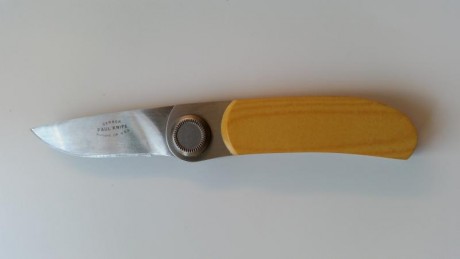 Solo enseñaros una navaja que me regalo mi padre, el solo valor sentimental, la compramos juntos en año 01