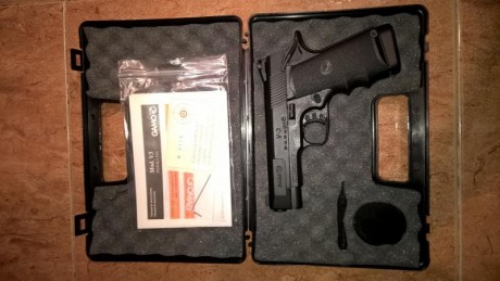 Cambio pistola cz 75 compact por Pistola GAMO PT-85 BLOWBACK o similar que corra el carro al diparar, 110