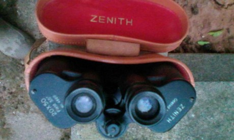 Vendo estos prismáticos zenits con su funda original para piezas o bien algún manitas que sepa repararlos 01