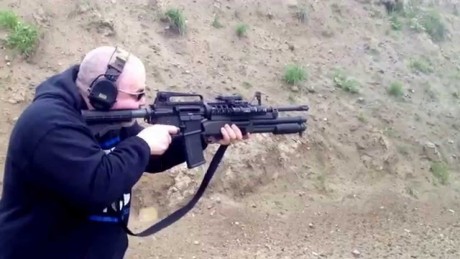 Realmente aplicar el sistema bullpup en escopetas es útil? No se, usando perdigones no le veo mucha utilidad, 143
