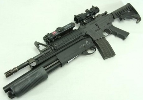 Realmente aplicar el sistema bullpup en escopetas es útil? No se, usando perdigones no le veo mucha utilidad, 141