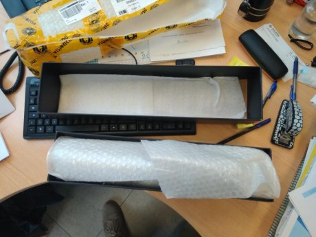 Hola,

Como me había cascado un visor y el presupuesto era ajustado me puse a buscar en aliexpress un 170