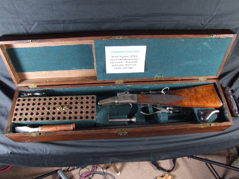 Bueno, otra bateria de fotos para que os fijeis en como hay que hacer un estuche para un rifle . . . 02