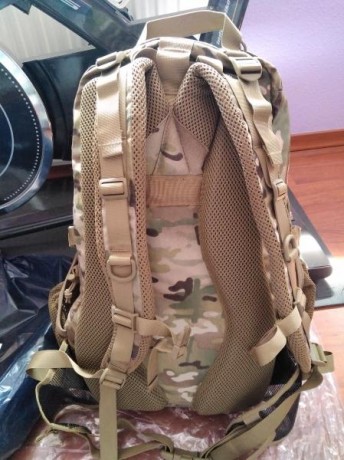 Hola, vendo esta mochila que ha sido un regalo no deseado, esta nueva con sus etiquetas y bolsa de plastico
Pongo 00