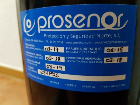 Vendo esta botella aire comprimido de 12 litros de capacidad a 300 bares.
Fecha de fabricación febrero 02