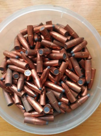  foto de puntas 375 HH.jpg Buenas tardes compañeros, lo dicho, cambio puntas del cal. 375 HH magnum Marca 00