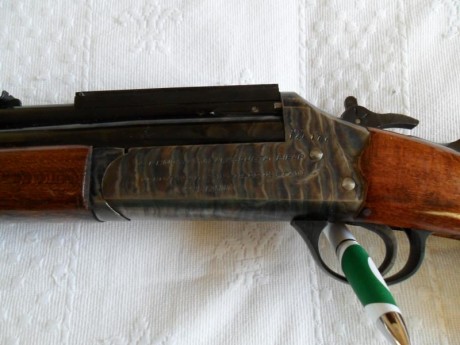 Buenas a todos.!!

No sé si es exactamente aquí donde debo poner el anuncio de este arma tan singular, 02