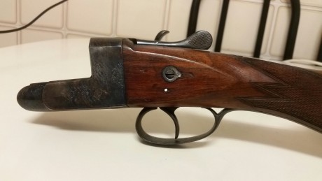 Pongo a la venta un escopeta de un solo cañon. 
Está recamarada al 12/70. En Éibar. Ajuste perfecto
Precio: 01