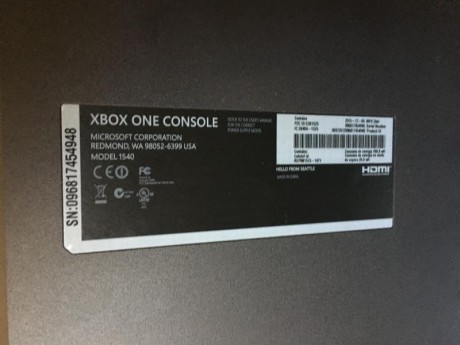 Se vendé Xbox one prácticamente nueva, solo usada esporádicamente algún fin de semana,con algún extra, 12