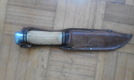 El visor tiene los marcajes:
K

D.R.G.M

Dr. Walter Gerard

Charlottenburg

Y el nº 36611, como se ve 21