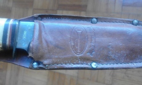 El visor tiene los marcajes:
K

D.R.G.M

Dr. Walter Gerard

Charlottenburg

Y el nº 36611, como se ve 20