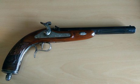 Vendo pistola IMPERIO TL de ARSA ,por no tener tiempo, ni llegar a gustarme.
Cañón	  Estriado 1/45
 Calibre	 02