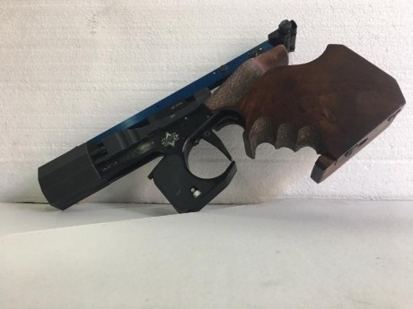 Buenas tardes,dejo el tiro y voy a vender todas las armas de las que dispongo,todas funcionan a la perfección 00