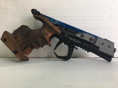 Buenas tardes,dejo el tiro y voy a vender todas las armas de las que dispongo,todas funcionan a la perfección 50