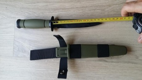 Desde la Rep. Checa y de la mano de Mr. Blade me he agenciado este modelo llamado Saboteur, amen de agradecido 01