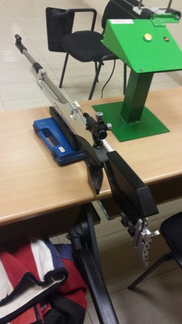 Buenos dias:

Por mediación de un buen amigo que no controla este medio,me pidió que le ayudase a vender 02