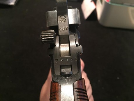 Cambio esta pistola por Walther P38 años 40 ó 41 que este en magnífico estado con todos los números iguales 21