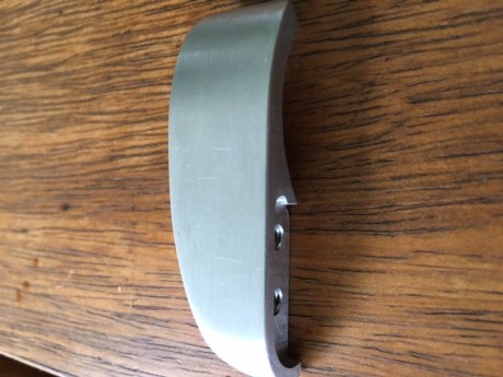 Me sobran estos accesorios, que alguien puede aprovechar:
3 tiradores palanca de carga para Steyr LG 110 01