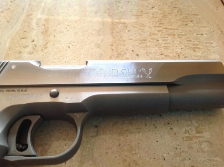 Hola amigos,vendo por no usar esta Colt 45 acp series 80,el arma está como podéis ver impoluta se vende 01