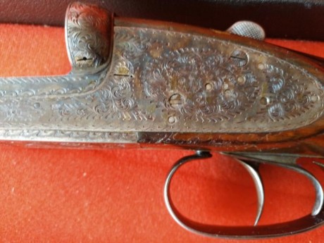Vendo muy a mi pesar esta escopeta paralela Grulla,fue comprada en la desaparecida Armeria Beristain de 20