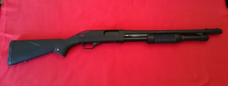 Vendo winscherter corredera SXP defender en su caja original...solo probada en el campo de tiro y vuelta 01