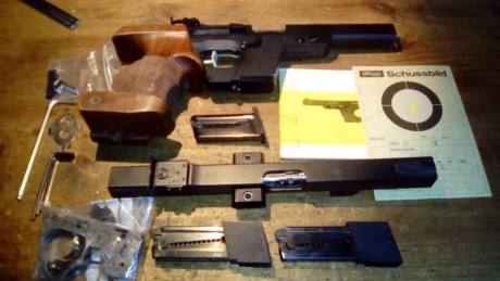 Las Walther creo que son tambien unas magníficas armas, con mucha historia y mucho futuro.
Aqui van unas 41
