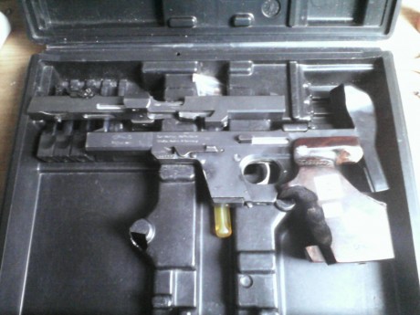 Las Walther creo que son tambien unas magníficas armas, con mucha historia y mucho futuro.
Aqui van unas 50