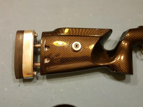 Preciosa culata anchutz con terminacion carbono unica
Para macht 54 / super macht 1813 y 1913. 
Con 2 01