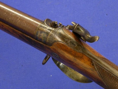 Voy a colocar unas fotos de un arma larga alemana de llave de mecha del siglo XVI. 91