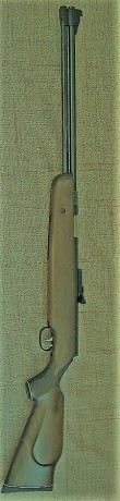 Vendo esta carabina de 5.5 en estado aceptable, aunque con marcas de uso en culata, pavón normal.

Solo 00