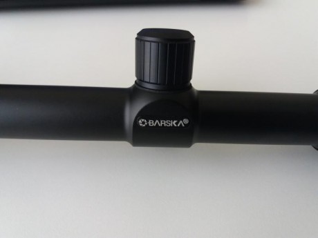 -  Vendo visor Barska 10-40x50 Varmint, reticula MIl-Dot. en perfecto estado, sin ningún tipo de marca, 01