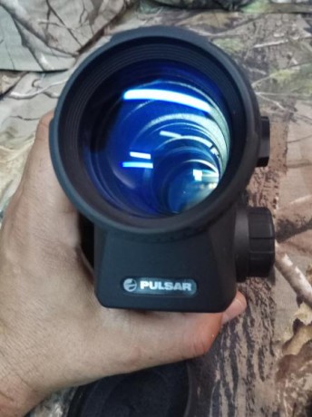 Monocular nocturno que se acopla al visor de día,  con muy poco uso,  en enero hizo 2 años de su compra, 02