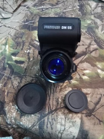 Monocular nocturno que se acopla al visor de día,  con muy poco uso,  en enero hizo 2 años de su compra, 00