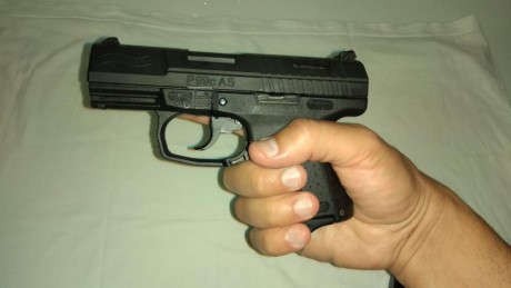 VENDO WALTHER P99 COMPACT CALIBRE 9 PB EN PERFECTO ESTADO. SE ENTREGA CON MALETÍN DE TRANSPORTE, ACCESORIOS 10