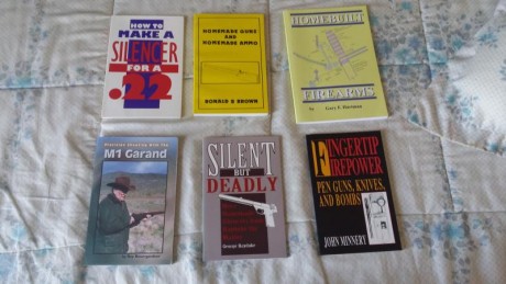 Vendo estos libros , contesto por privado
Silencer for 22 lr     18 euros
homemade guns    18 euros
homebuild 02
